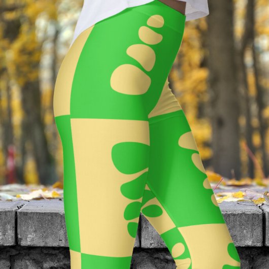 Atemberaubendes Green und Dune Pebbles Muster Leggings
