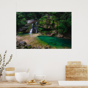 Atemberfallende Wasserfall Virje, Slowenien Poster