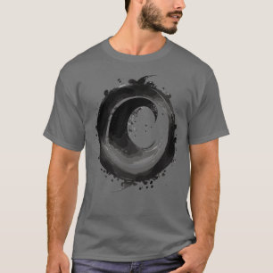 Ätherische Konvergenz eines auffallenden schwarzen T-Shirt