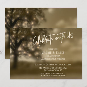 Ätherischer Baum mit Lichtern Feiern Sie mit uns E Einladung