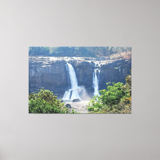 Athirappilly Falls Leinwanddruck
