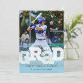 Athlete GRAD Sporty Light Blue Foto Abschluss Einladung (Stehend Vorderseite)