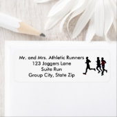 Athletische Läufer, die das Adressetikett personal (Insitu)