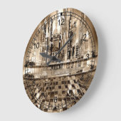 Athrochrous Futuristic City Große Wanduhr (Winkel)