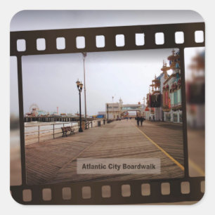 Atlantic City Beach Boardwalk auf Film Quadratischer Aufkleber
