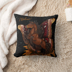 Atlas Moth Fairy Horse Kissen