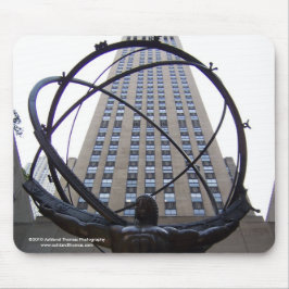 Atlas-Skulptur und Felsen 30 in NYC Mousepad