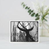 Atlas & St. Patrick's Cathedral Postkarte (Stehend Vorderseite)