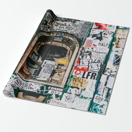 ATM-MASCHINE MIT GRAFFITI GESCHENKPAPIER (Ungerollt)
