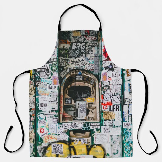 ATM-MASCHINE MIT GRAFFITI SCHÜRZE (Vorderseite)