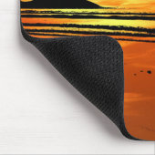 Atmen Sie einfach friedliche Yoga-Pose auf Strand Mousepad (Ecke)