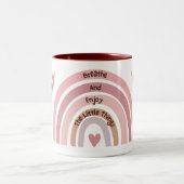 "Atmen und genießen Sie die Kleinen Dinge" Achtsam Zweifarbige Tasse (Mittel)