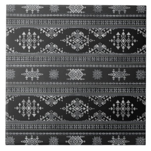 Ätnische Ornamente - Graustufen-Silber Fliese