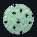 Atomic Jade & Mint Sternexplosionen Iglu Dart Boar Dartscheibe<br><div class="desc">Dieses Atomic Jade and Mint Sternexplosionen Dart Board hat den ganzen zeitgenössischen Spaß an der Küche Ihrer Großmutter, abzüglich des klebrigen Linoleums. Das kitschige Design ist mit einem Jadehintergrund mit goldenen Fußketten und zufällig platzierten Sternexplosionen in Schwarz, Jade und Minze ausgestattet. Dieses Vintag inspirierte Muster ist Mod genug, um stylisch...</div>