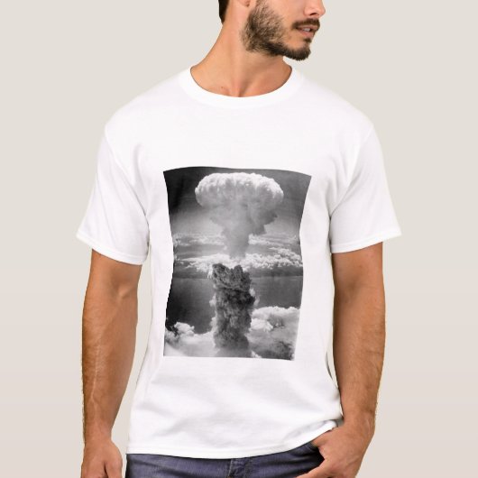 Atompilz über Nagasaki -- WW2 T-Shirt (Vorderseite)