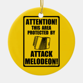 Attack Melodeon Keramik Ornament