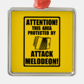 Attack Melodeon Silbernes Ornament (Vorne)