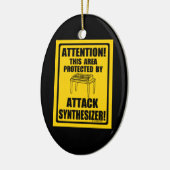 Attack Synthesizer Keramik Ornament (Links)