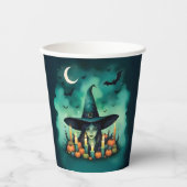 Attractive & Mystical Halloween Witch Conjures Pappbecher (Vorderseite)
