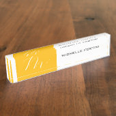 Attraktive Monogram gelb weiß Moderne Schlicht Namensplakette (Seite)