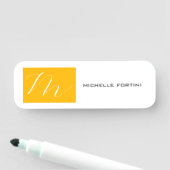 Attraktive Monogram gelb weiß Moderne Schlicht Namensschild (Beispiel)