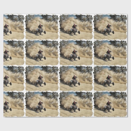 ATV auf Schotterweg in der Staub-Wolke w/Edges Geschenkpapier (Flach)