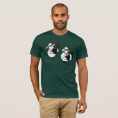AU fantastische Schafe, die Bagpipes spielen T-Shirt (Vorne ganz)