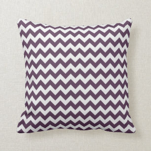 Aubergine Lila Chevron; Zickzack Kissen