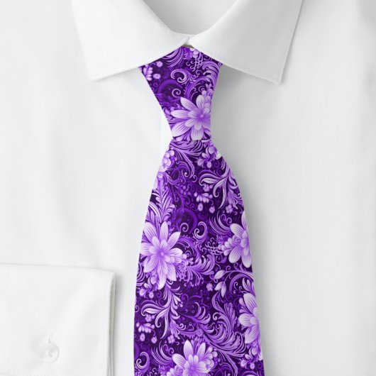Auberginen-Blumen-Batik Krawatte
