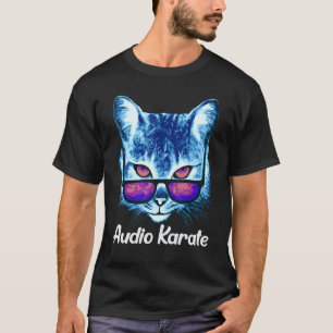 Audio Karate 70er Katzen-Sonnenbrille Grafik T-Shirt