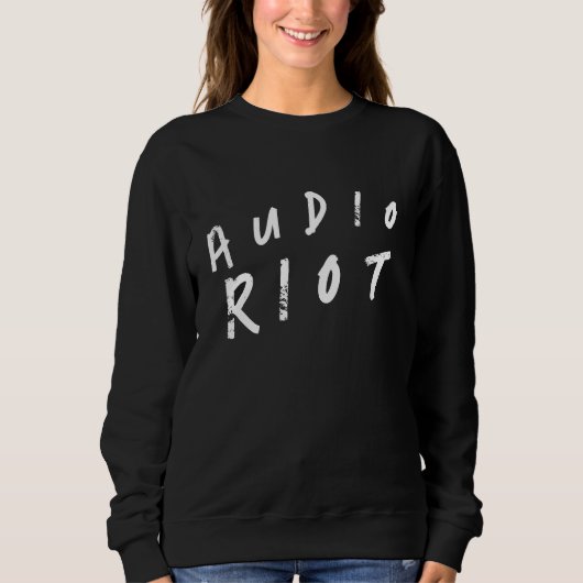 Audio Riot Long Sleeve Black Grunge (Frau) Sweatshirt (Vorderseite)
