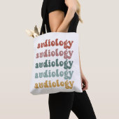 Audiologie | Doktor des Audiologen Retro Tasche (Von Nahem)