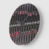 Audiorealm: Sound Studio Essentials Große Wanduhr (Winkel)