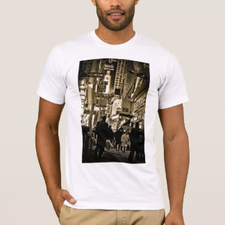 Auf Broadway T-Shirt