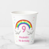 Auf Cloud 9! Rainbow Birthday Pappbecher (Vorderseite)
