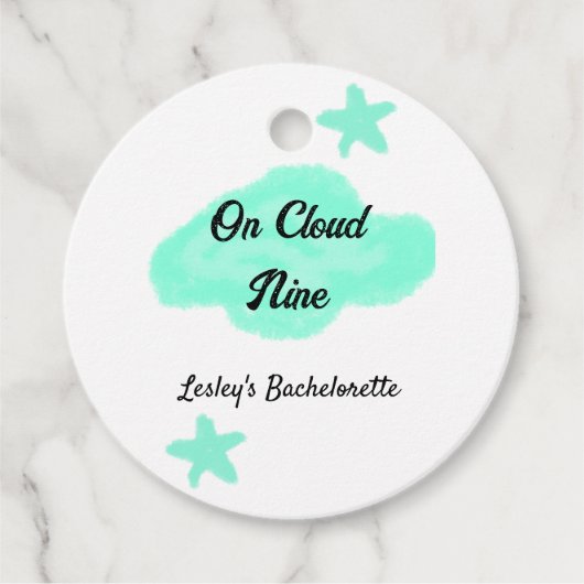 Auf Cloud neun pastellgrünen Wolken Stern Bachelor Geschenkanhänger (Vorderseite)