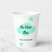 Auf Cloud neun pastellgrünen Wolken Stern Bachelor Pappbecher (Rückseite)