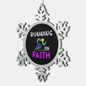 Auf dem Christlichen Zweitplatzierten des Glaubens Schneeflocken Zinn-Ornament (Rechts)