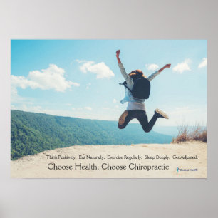 Auf dem Hügel springende Frau Chiropraktisches Pos Poster