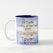 AUF dem Namen besonders angefertigt Zweifarbige Tasse (Links)