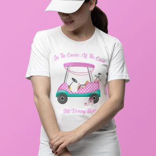 Auf dem Platz, außerhalb der Uhr tritt sie immer n T-Shirt