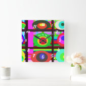 Auf dem Platz des zeitgenössischen künstlichen Tre Quadratische Wanduhr (Zuhause)