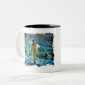 Auf dem Rand der Wüste - Caver in einem Zweifarbige Tasse (Vorderseite Links)