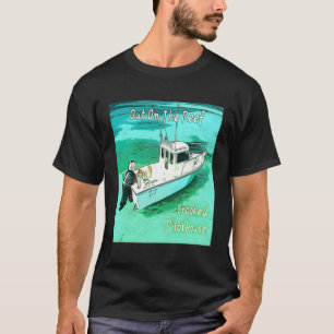 Auf dem Riff das gekreuzte Pilothouse-Boot T-Shirt