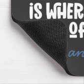 Auf dem Spielplatz Typografie moderne Lehrer Gesch Mousepad (Ecke)