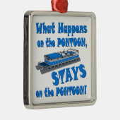 Auf dem Steg Silbernes Ornament (Rechts)