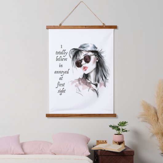 auf den ersten Blick verärgert Wandteppich Mit Holzrahmen (Schlafzimmer)