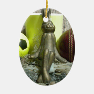 Auf der anderen Seite Pitch & Crease: Fußball-Cric Keramikornament