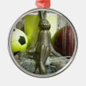 Auf der anderen Seite Pitch & Crease: Fußball-Cric Ornament Aus Metall (Vorne)