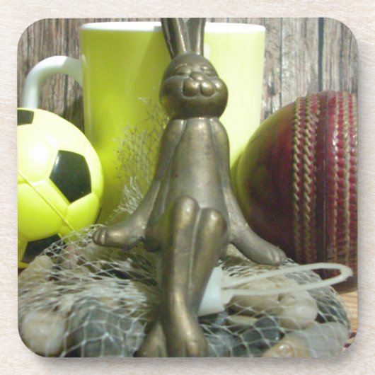 Auf der anderen Seite Pitch & Crease: Fußball-Cric Untersetzer (Vorderseite)